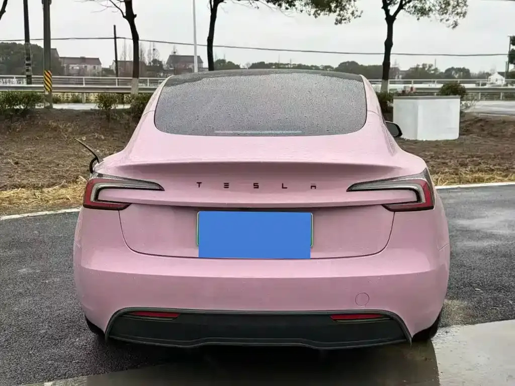 Tesla Model 3 — фото 5