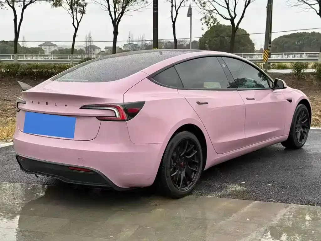 Tesla Model 3 — фото 3