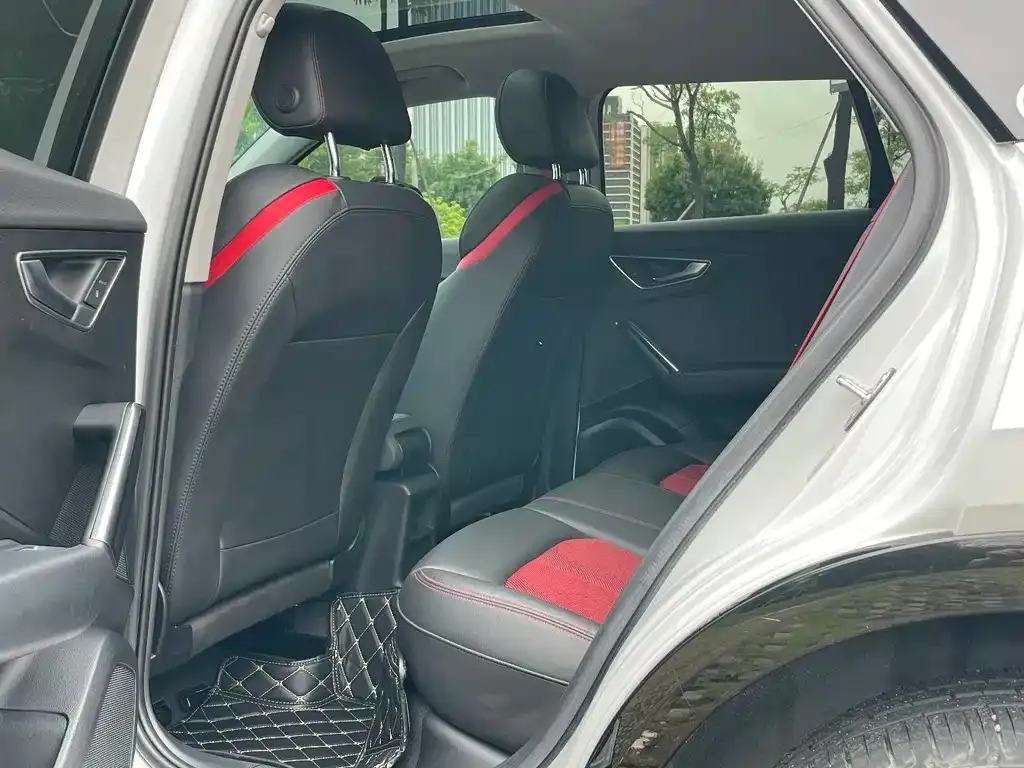 Audi Q2L 2021 из CN, фото 7