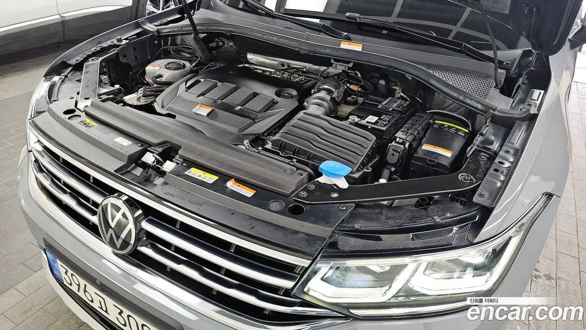 Volkswagen Tiguan — фото 7
