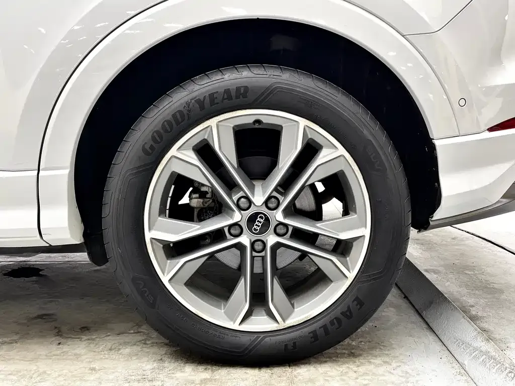 Audi Q3 2021 из CN, фото 6