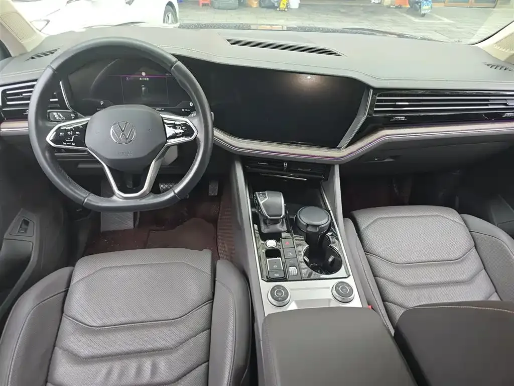 Volkswagen Touareg 2023 из CN, фото 6