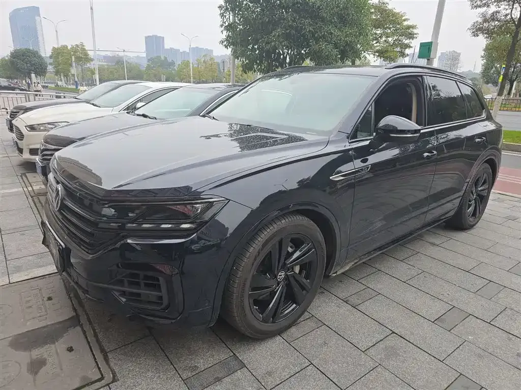 Volkswagen Touareg 2023 из CN, фото 2