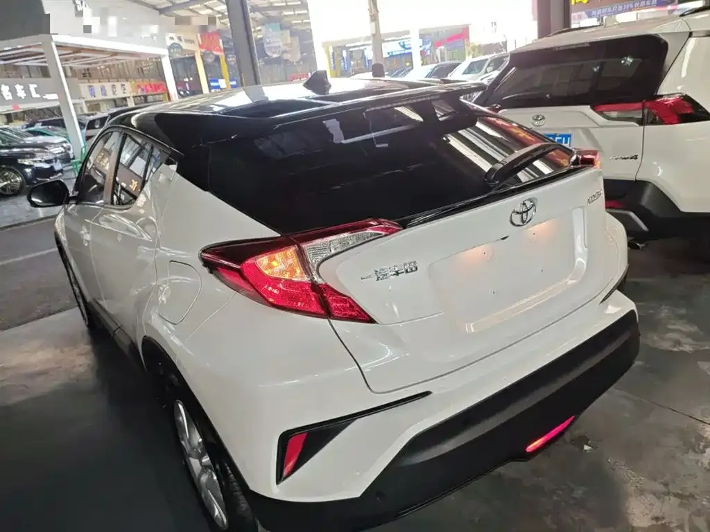 Toyota IZOA — фото 3