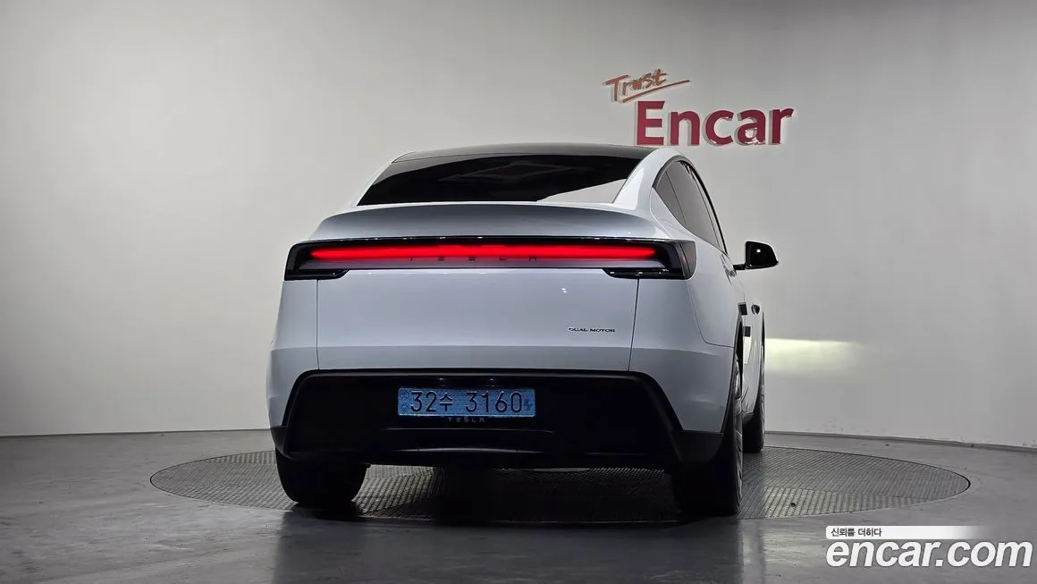 Tesla Model Y 2025 из KR, фото 8