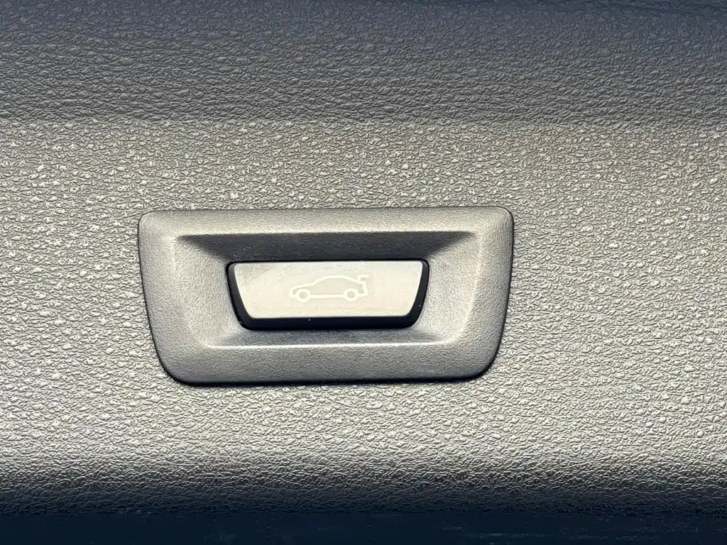 BMW X1 — фото 10