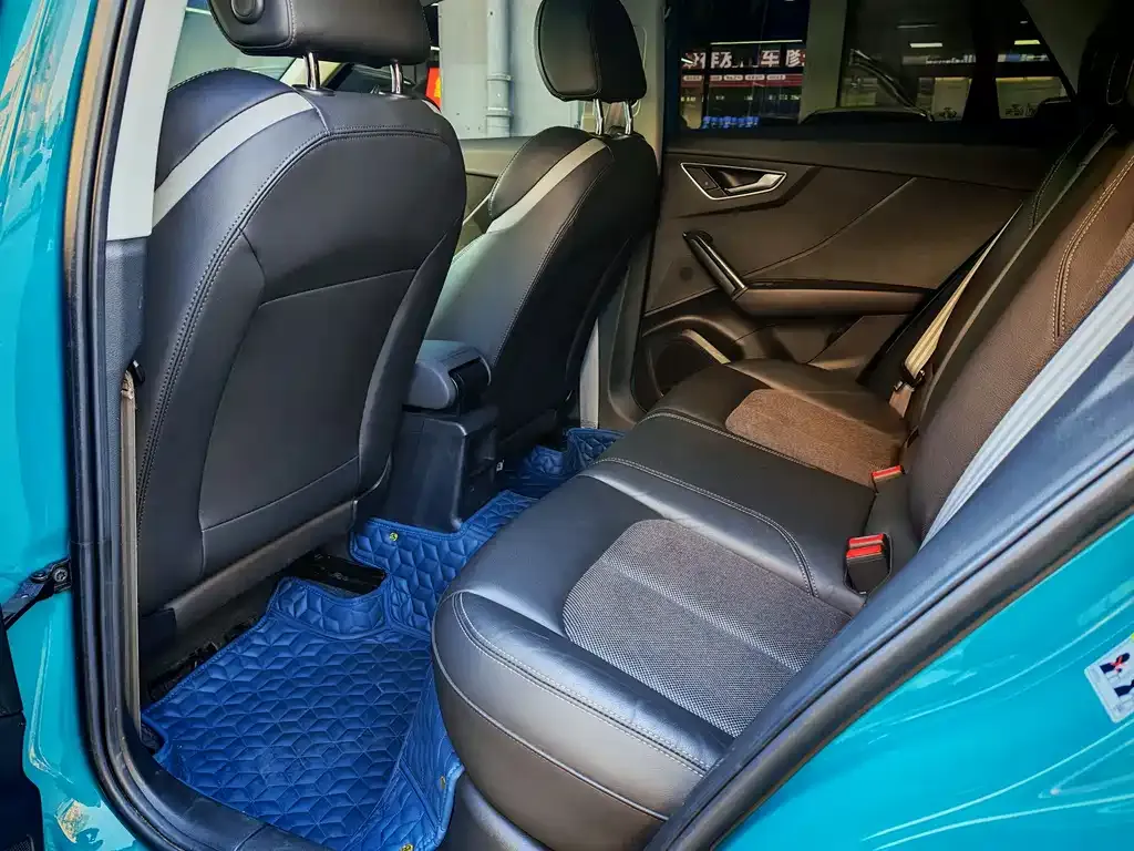 Audi Q2L 2021 из CN, фото 6