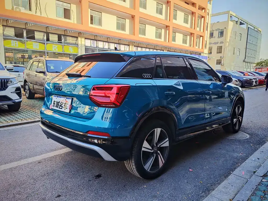 Audi Q2L 2021 из CN, фото 5