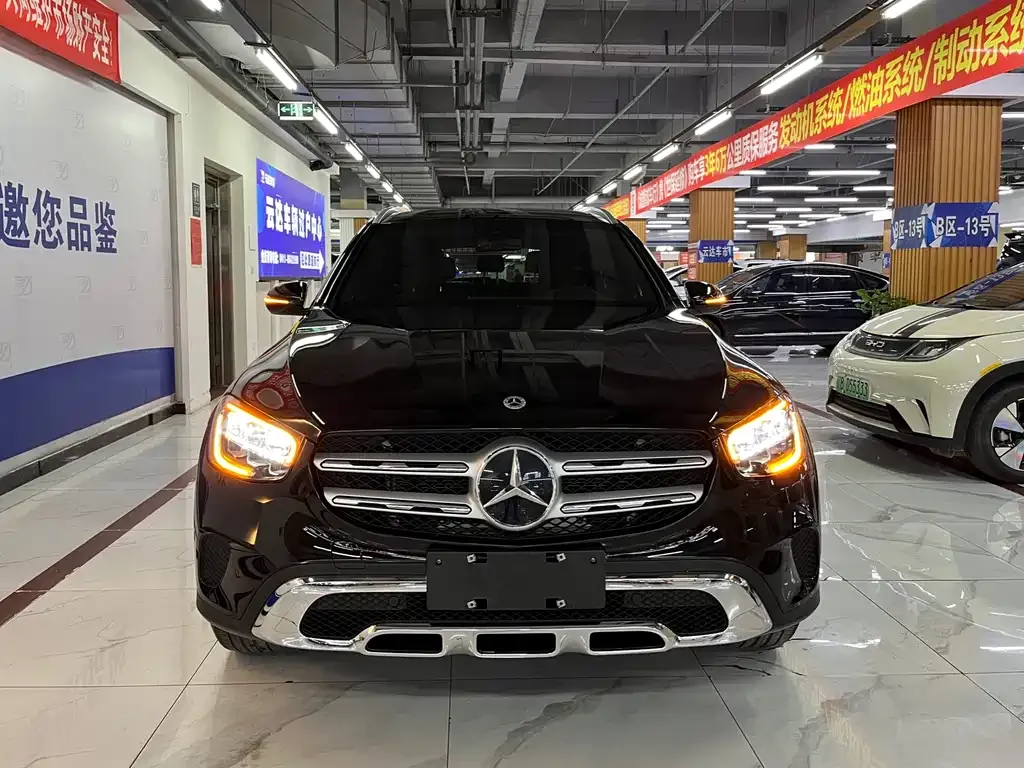 Mercedes-Benz GLC — фото 1