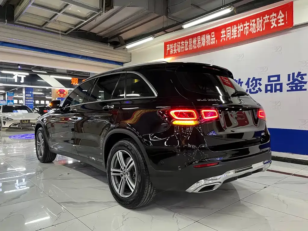 Mercedes-Benz GLC — фото 3