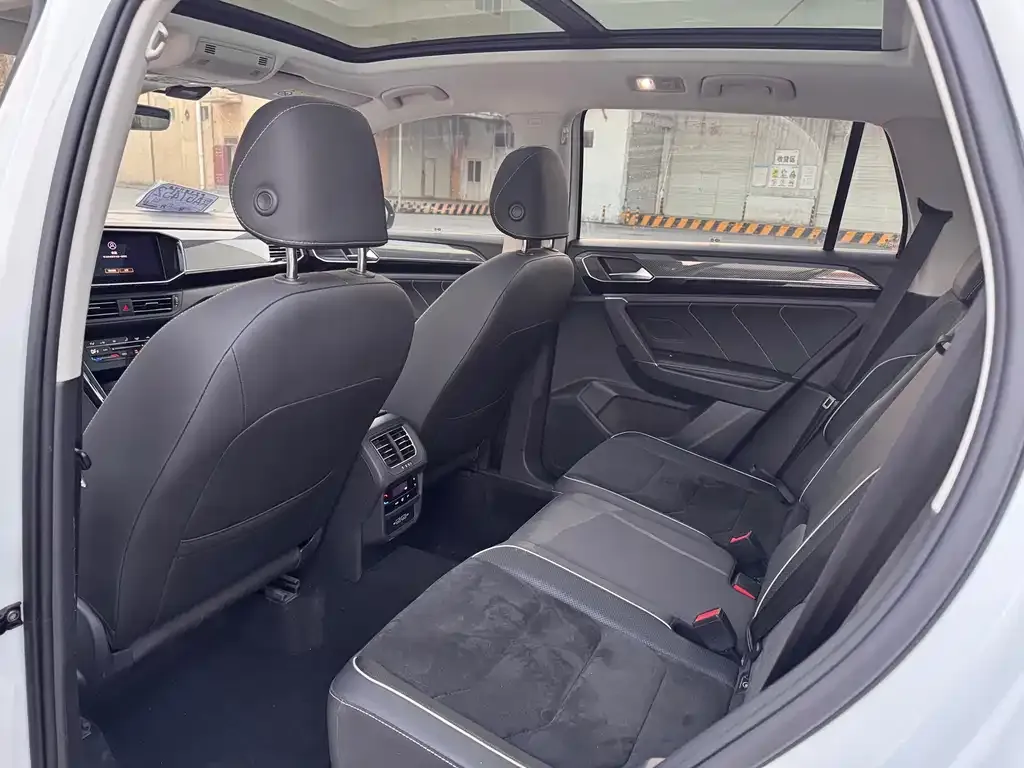 Volkswagen Tayron 2022 из CN, фото 6