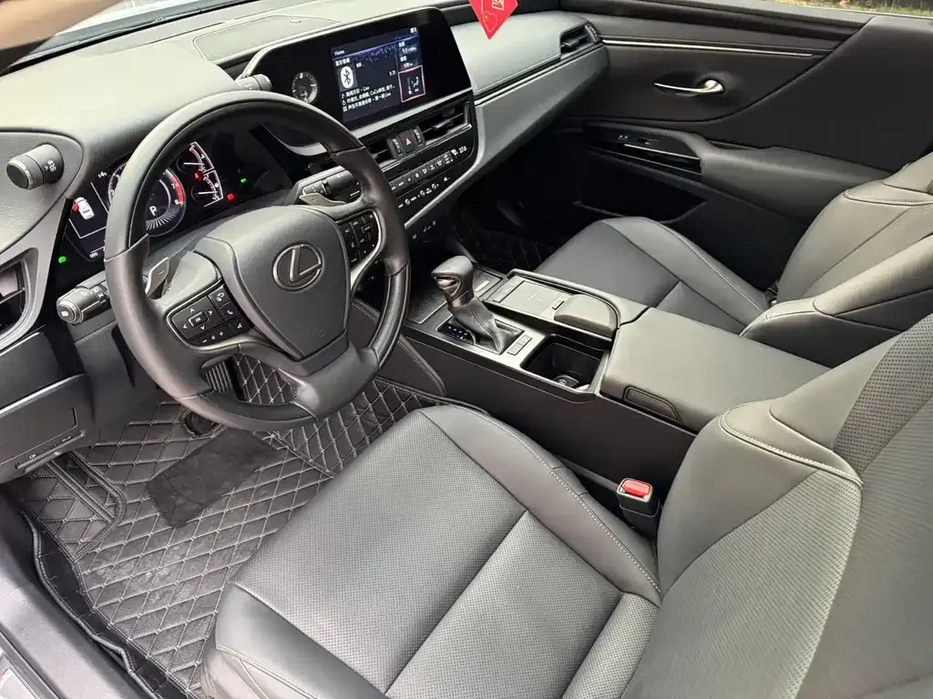 Lexus ES 2021 из CN, фото 8