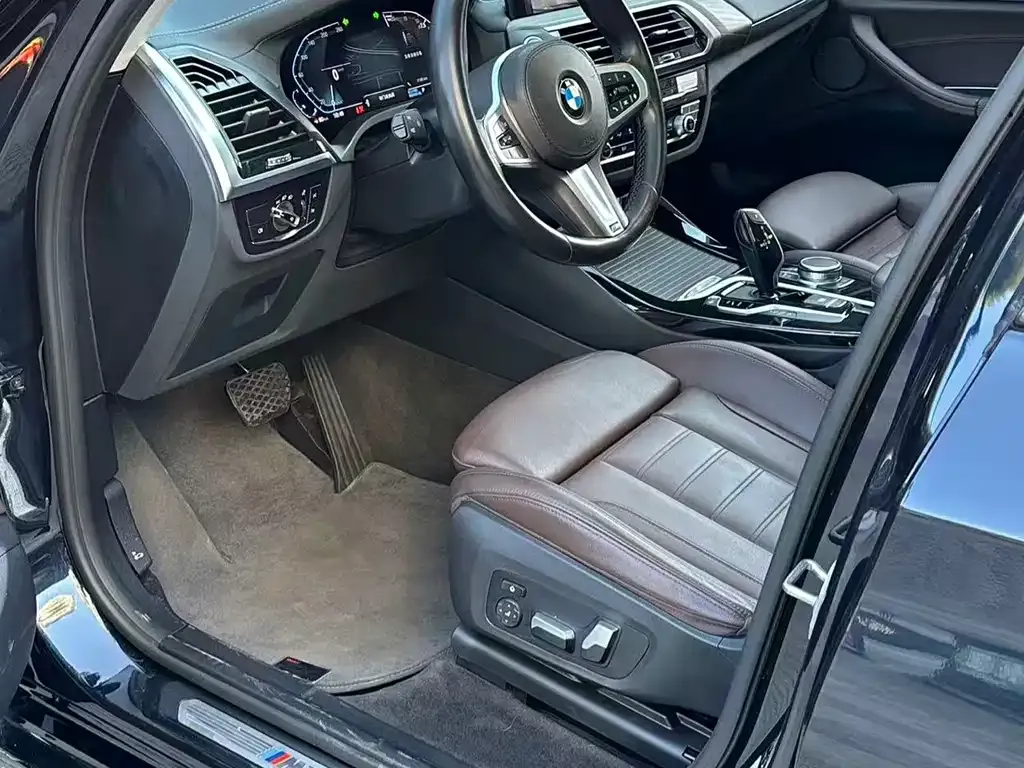 BMW X3 2021 из CN, фото 3