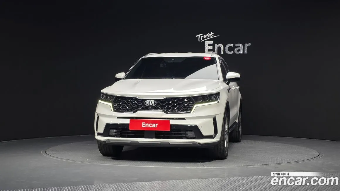 Kia Sorento — фото 6