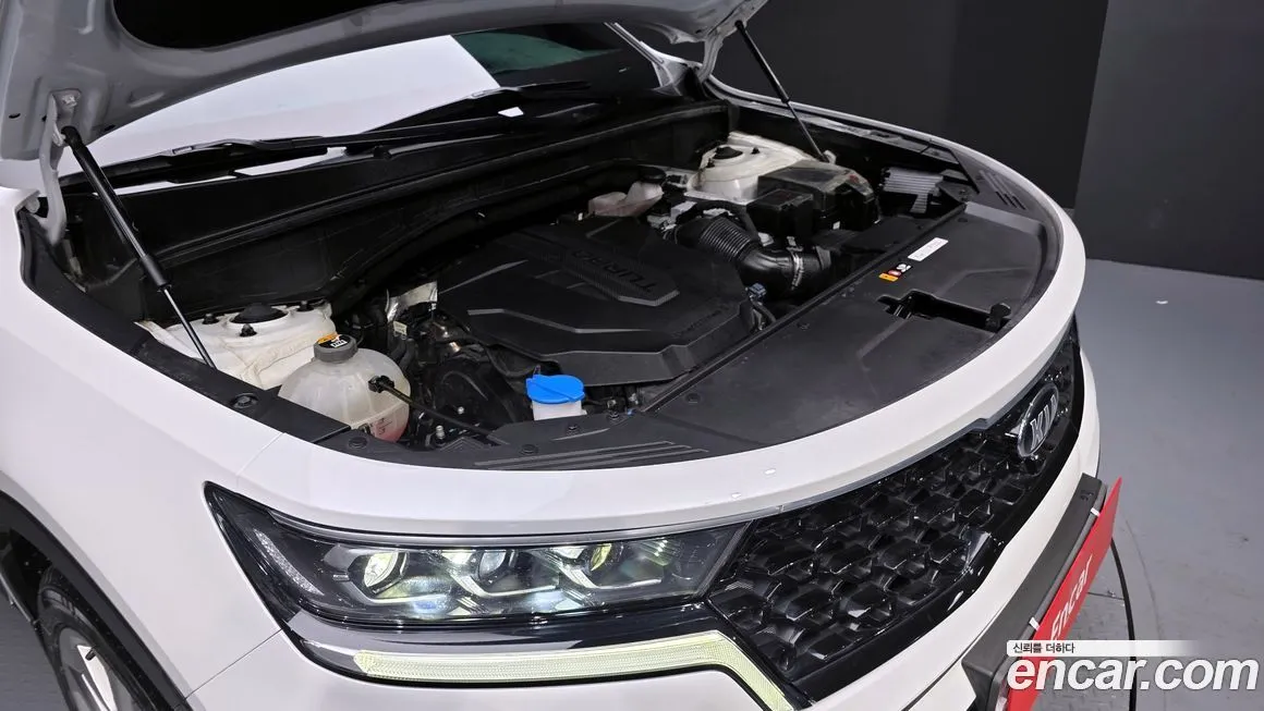 Kia Sorento — фото 7