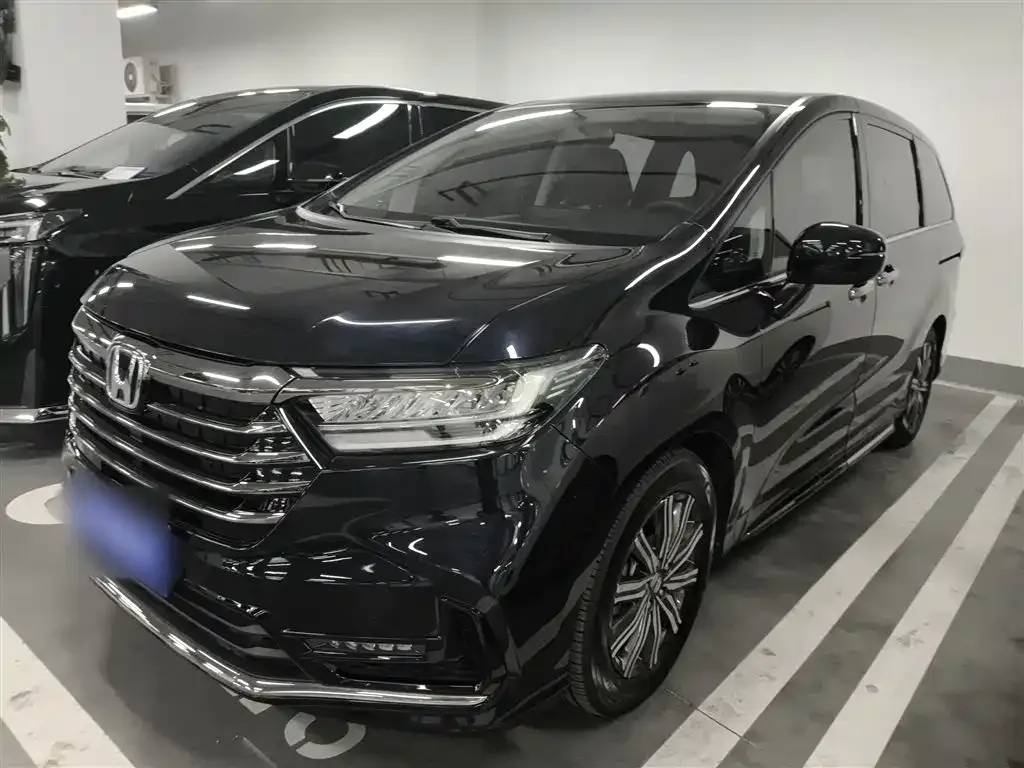 Honda Odyssey 2023 из CN, фото 2