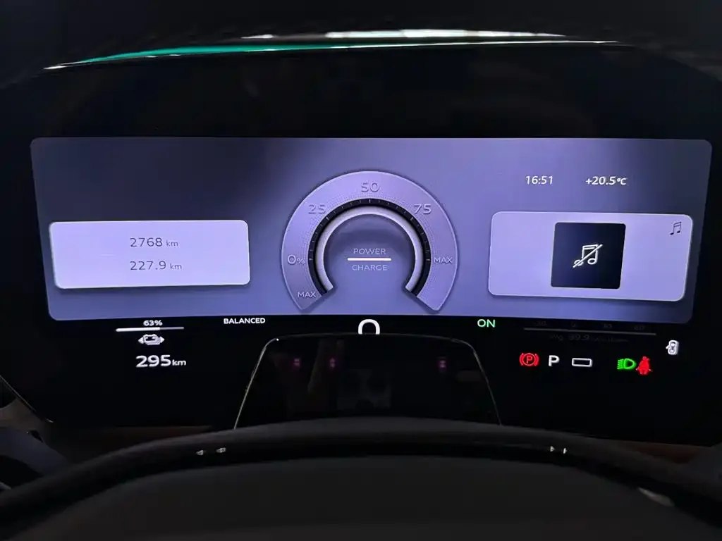 Audi Q6L Sportback e-tron 2025 из CN, фото 4
