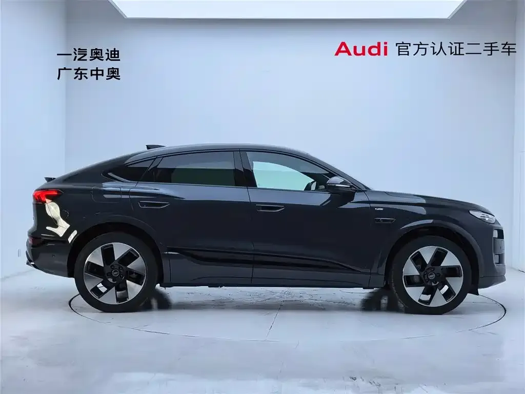 Audi Q6L Sportback e-tron 2025 из CN, фото 9