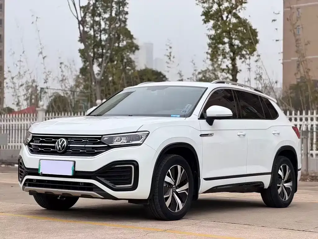 Volkswagen GTE PHEV 2021 из CN, фото 1