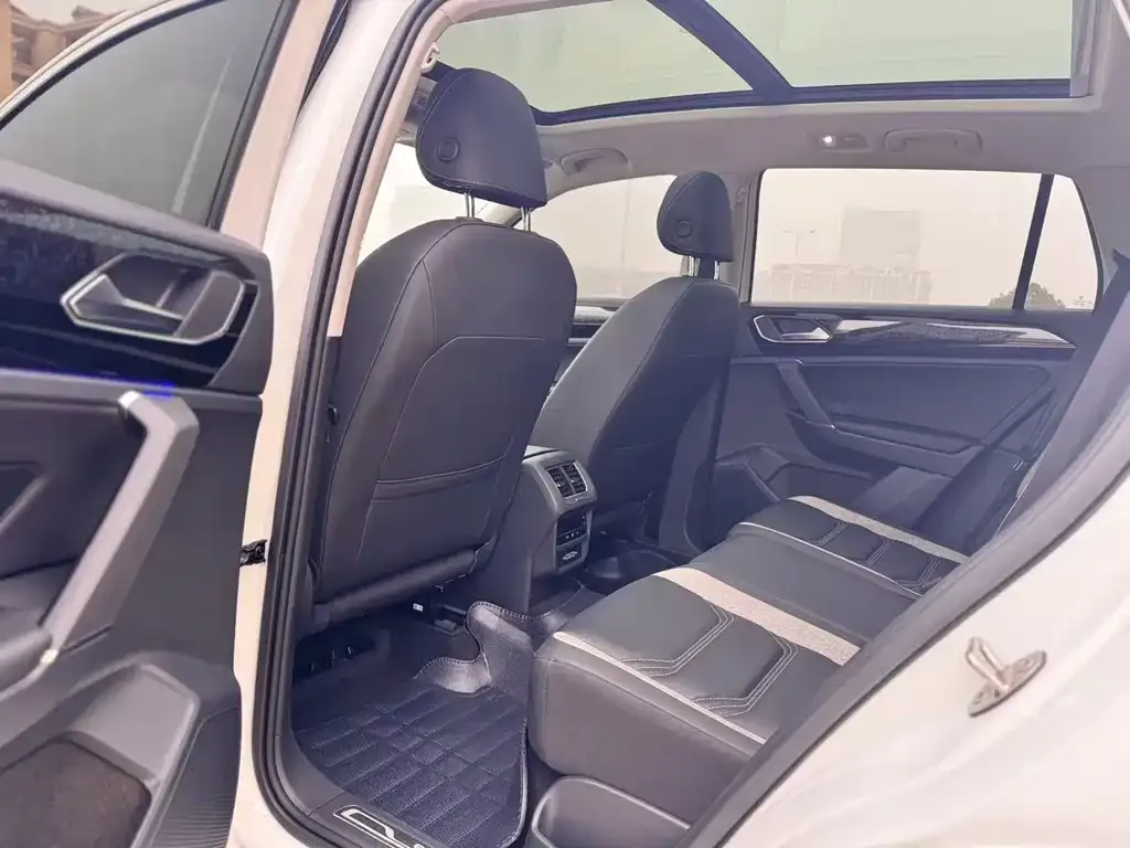 Volkswagen GTE PHEV 2021 из CN, фото 4