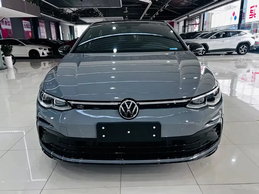 Volkswagen Golf — фото 6
