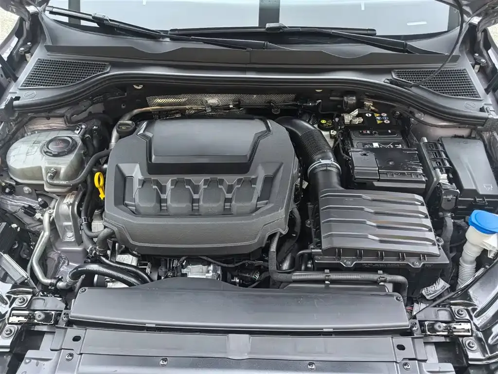 Volkswagen Passat 2024 из CN, фото 3