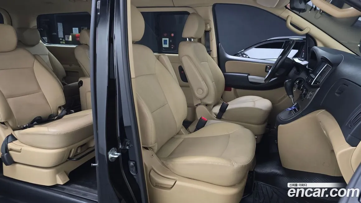 Hyundai Starex 2021 из KR, фото 9