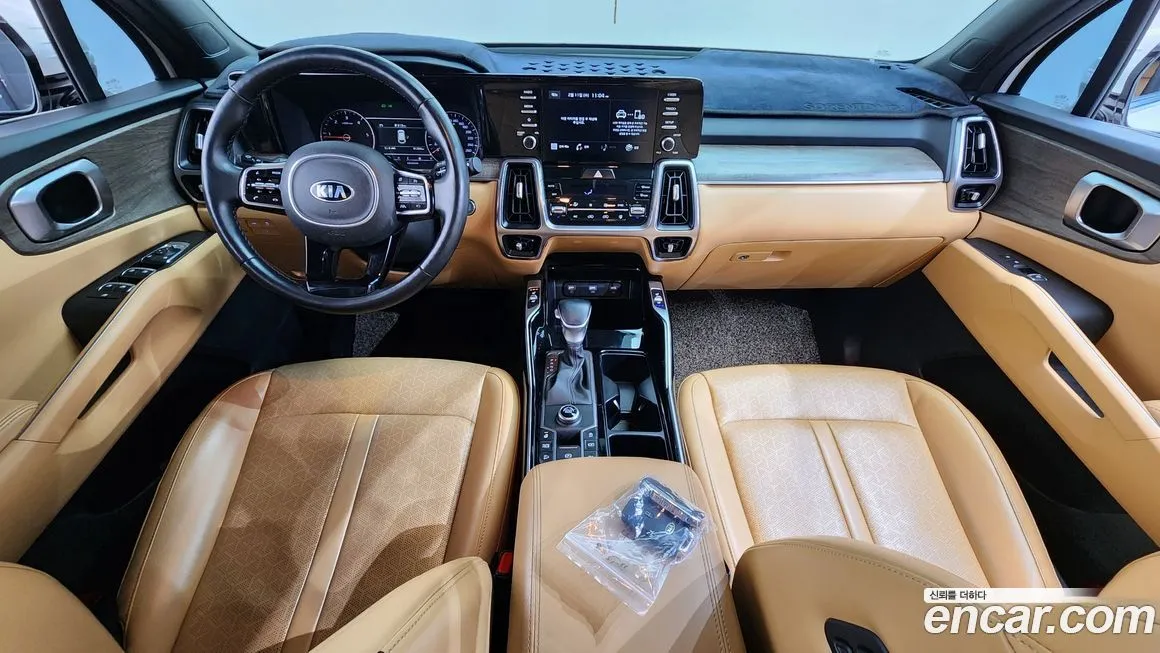 Kia Sorento — фото 5