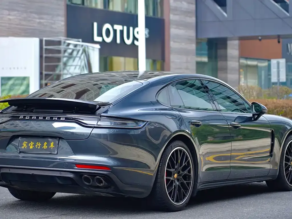 Porsche Panamera — фото 10