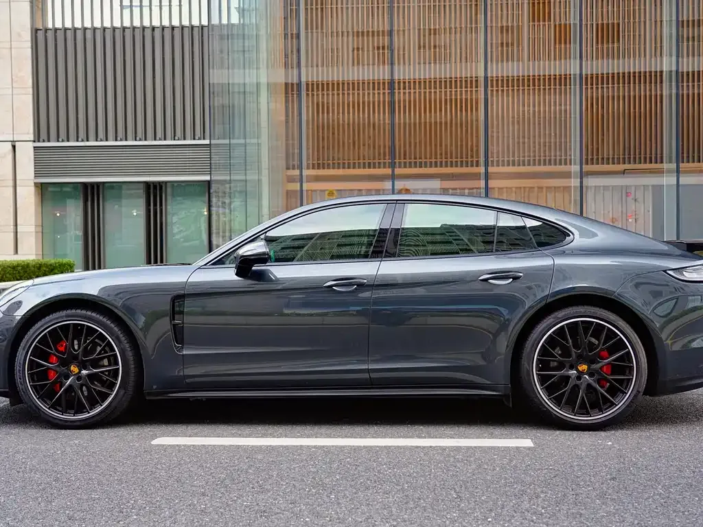Porsche Panamera — фото 5