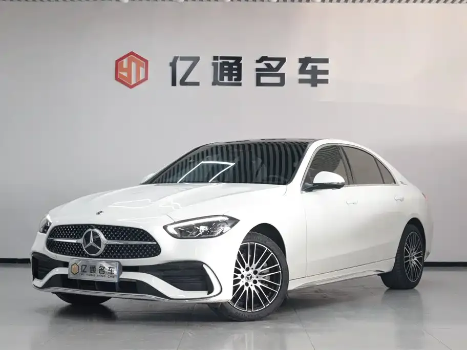 Mercedes-Benz C-Class — фото 1