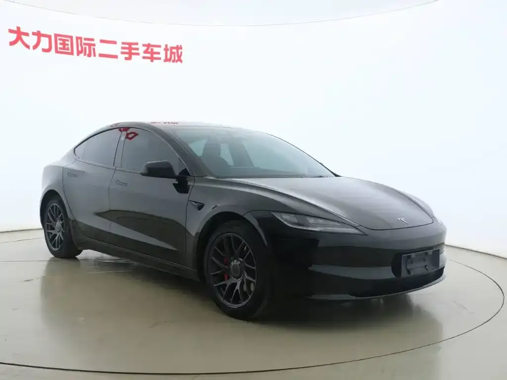 Tesla Model 3 2024 из CN, фото 2