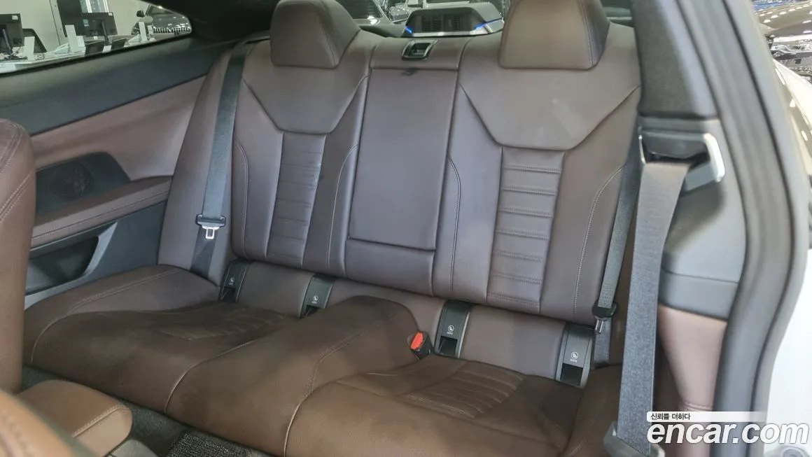 BMW 4-Series 2023 из KR, фото 3