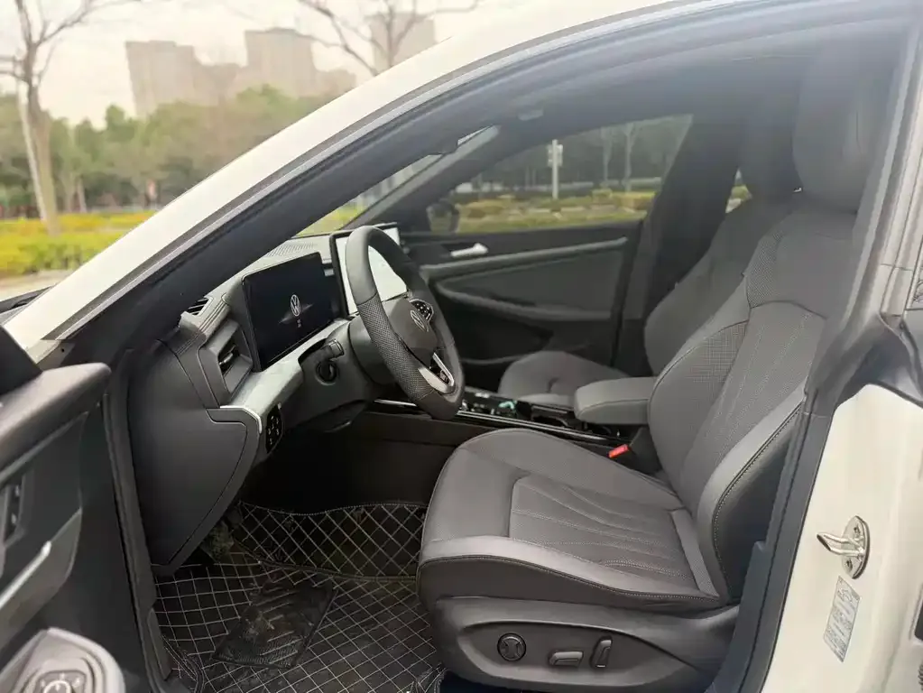 Volkswagen Lamando 2025 из CN, фото 10