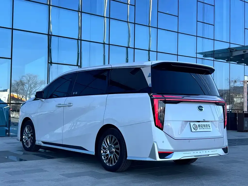 GAC Motor Trumpchi M8 — фото 6
