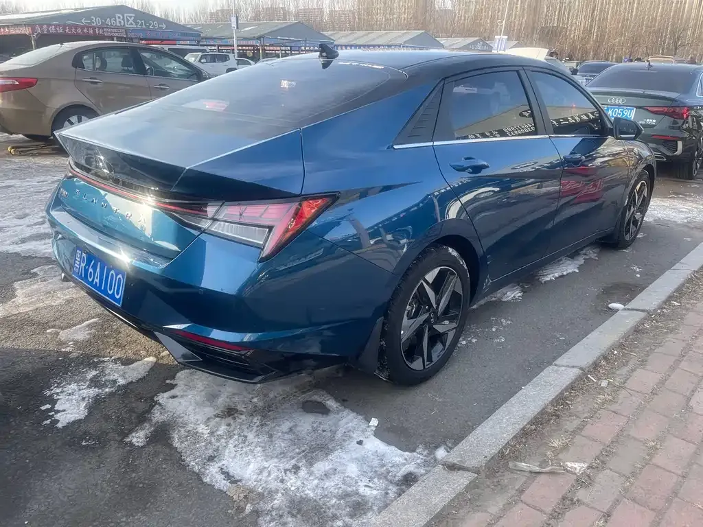 Hyundai Elantra 2023 из CN, фото 9