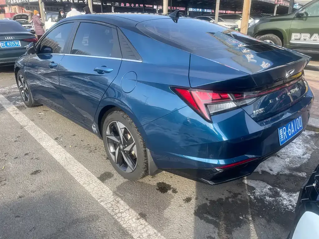 Hyundai Elantra 2023 из CN, фото 7