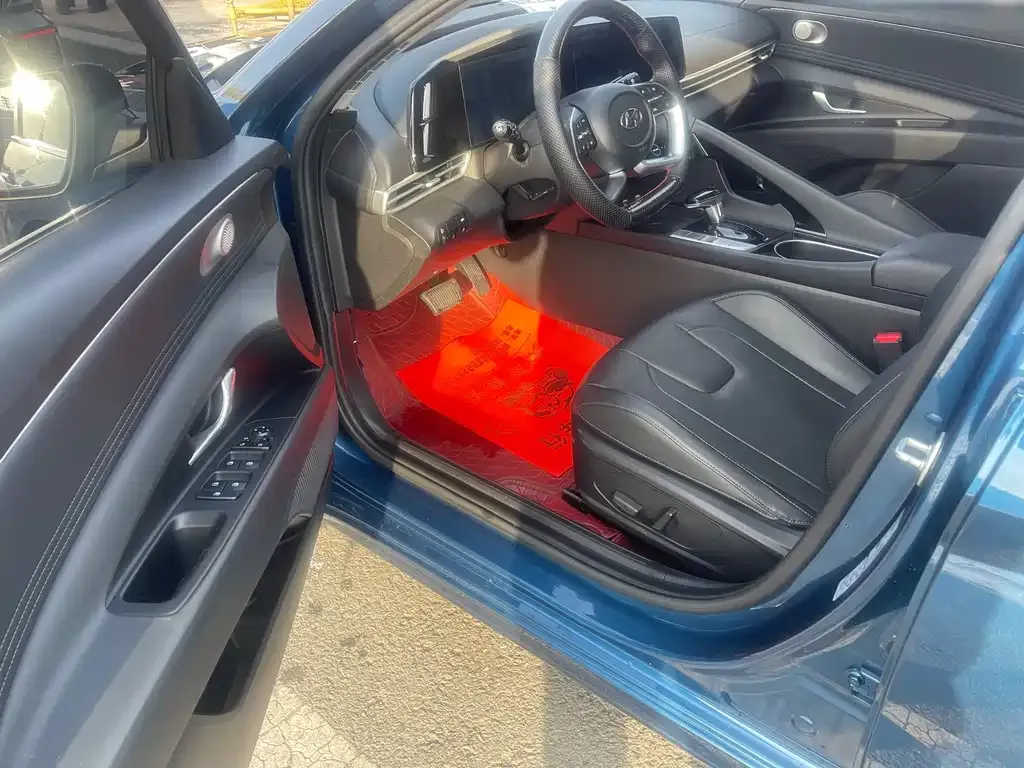 Hyundai Elantra 2023 из CN, фото 6
