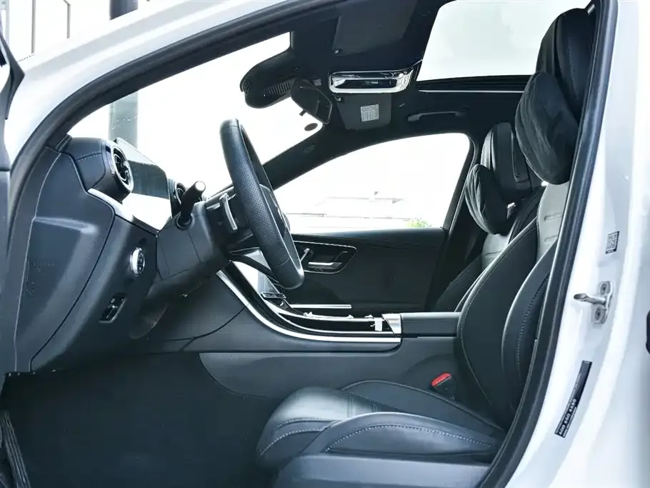 Mercedes-Benz C-Class 2023 из CN, фото 2