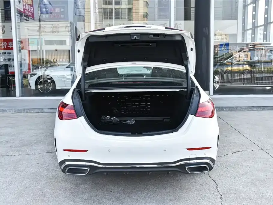 Mercedes-Benz C-Class 2023 из CN, фото 7