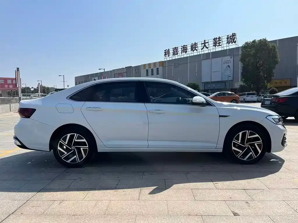 Volkswagen Sagitar 2022 из CN, фото 6