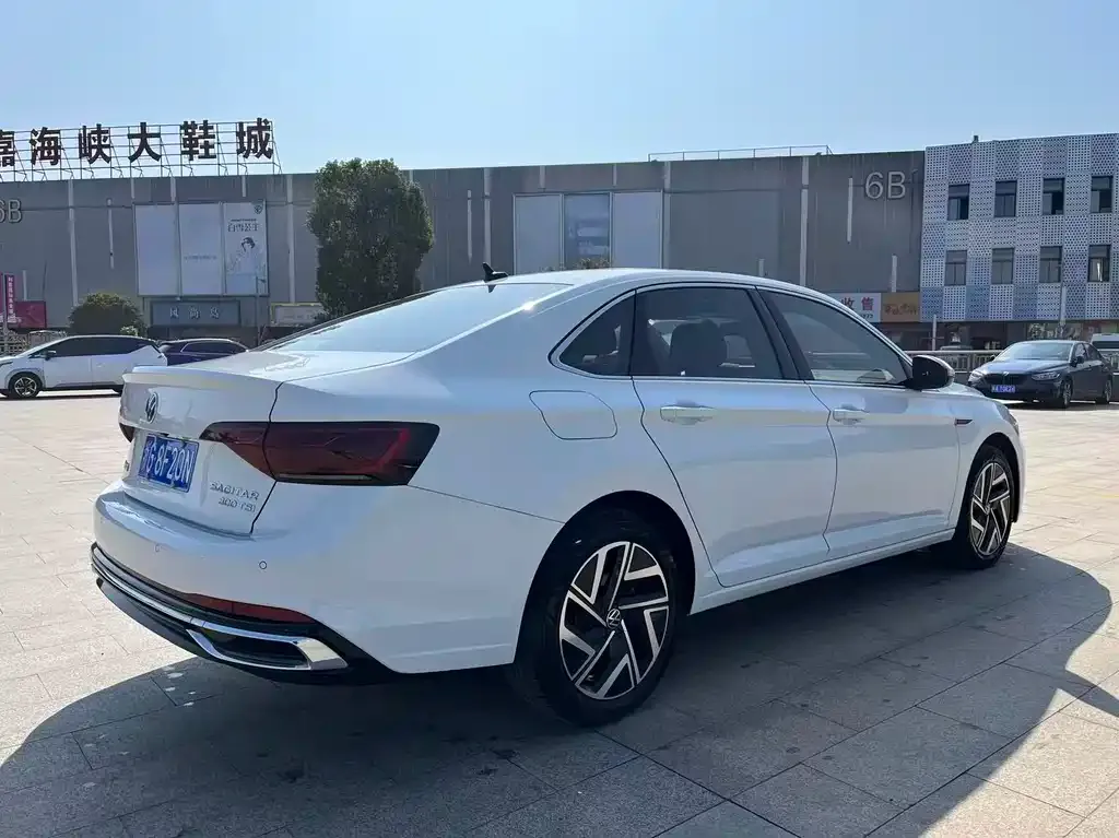 Volkswagen Sagitar 2022 из CN, фото 10