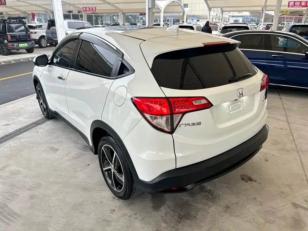 Honda Vezel 2022 из CN, фото 8