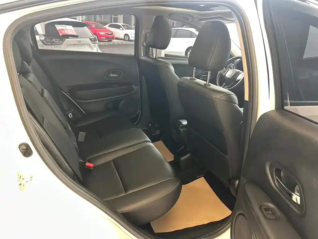 Honda Vezel 2022 из CN, фото 4
