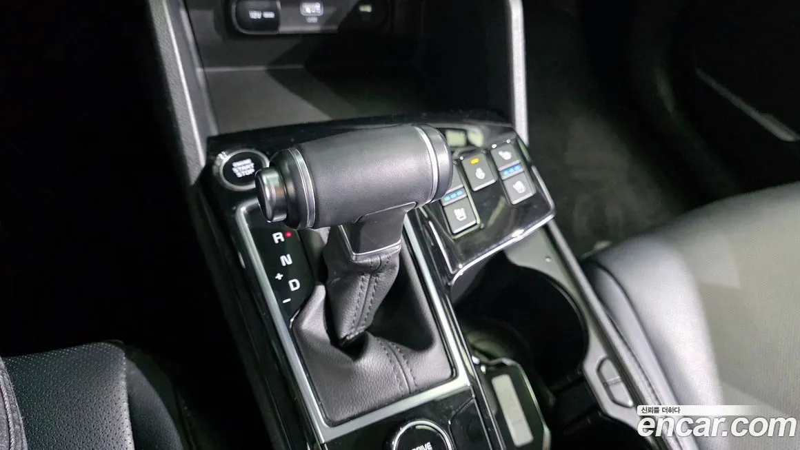 Kia Sportage — фото 7