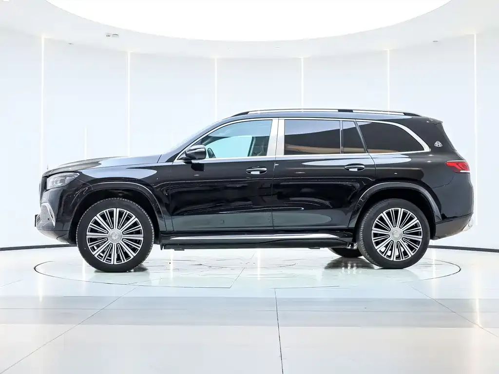 Mercedes-Benz GLS — фото 10
