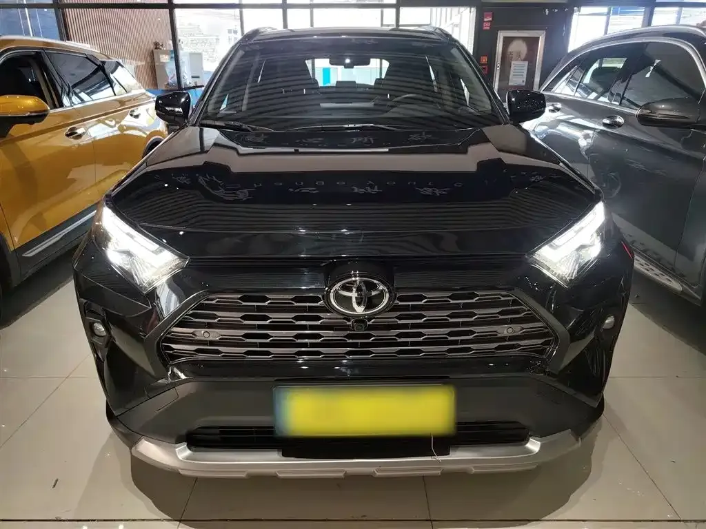 Toyota RAV4 2025 из CN, фото 9