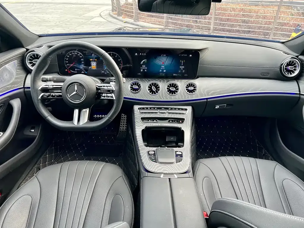 Mercedes-Benz CLS — фото 2