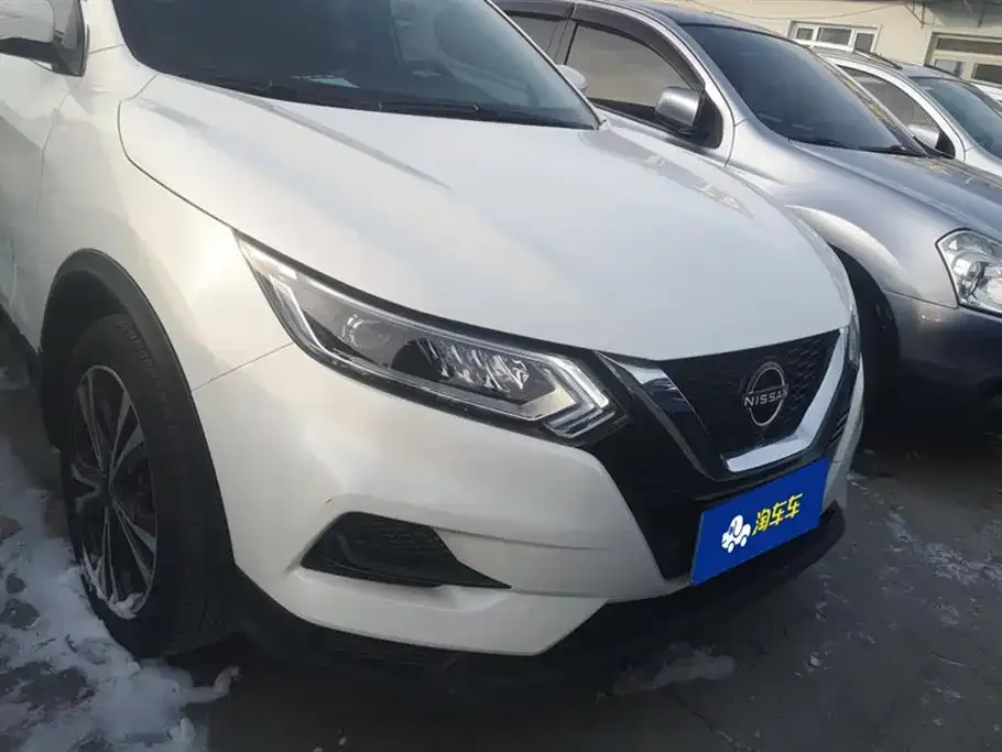 Nissan Qashqai — фото 9