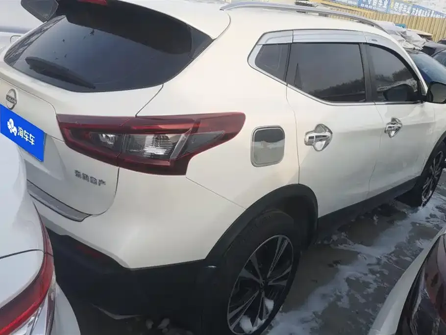 Nissan Qashqai — фото 2
